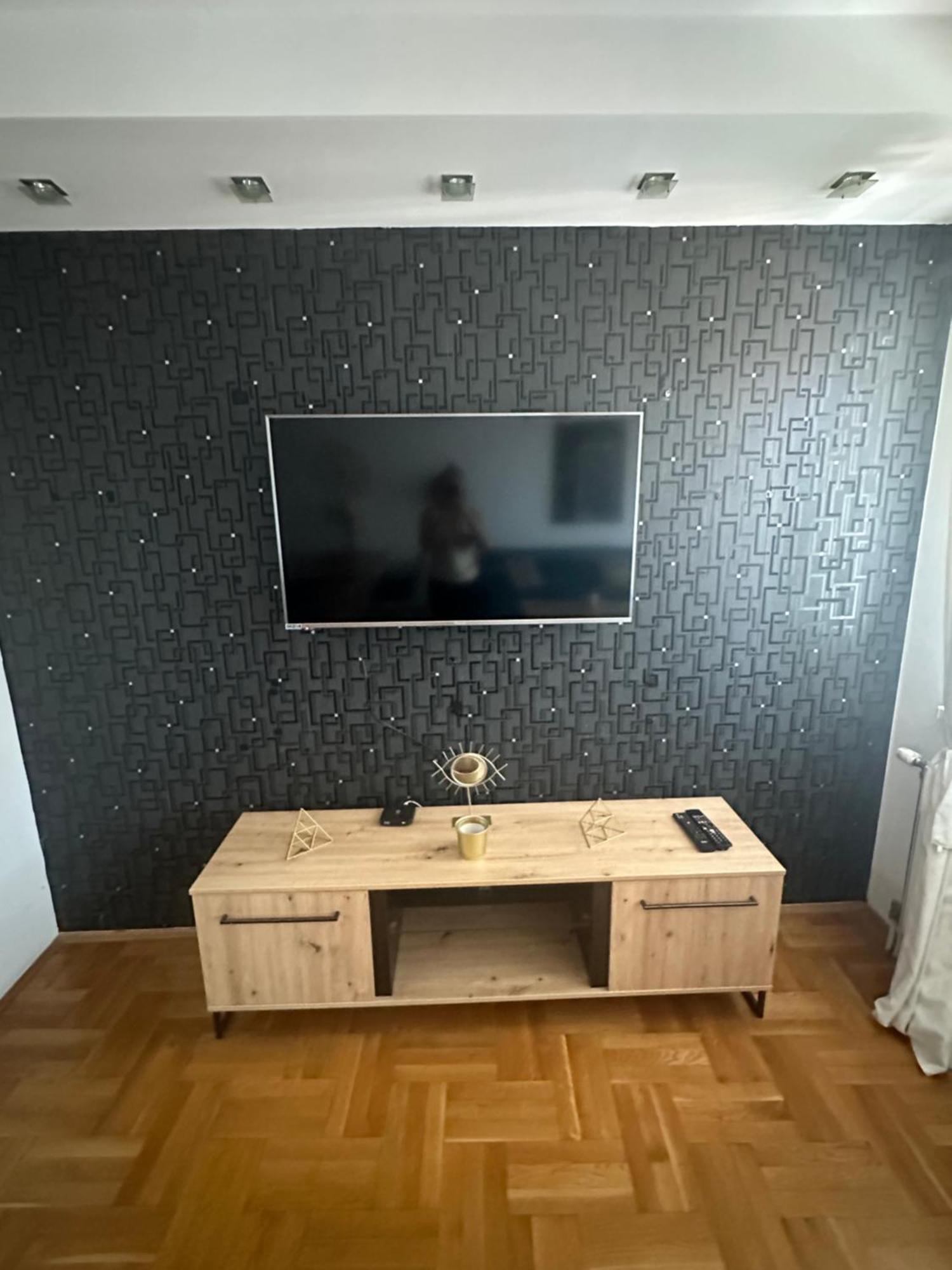 شقة Lux Stan Na Dan Požarevac المظهر الخارجي الصورة