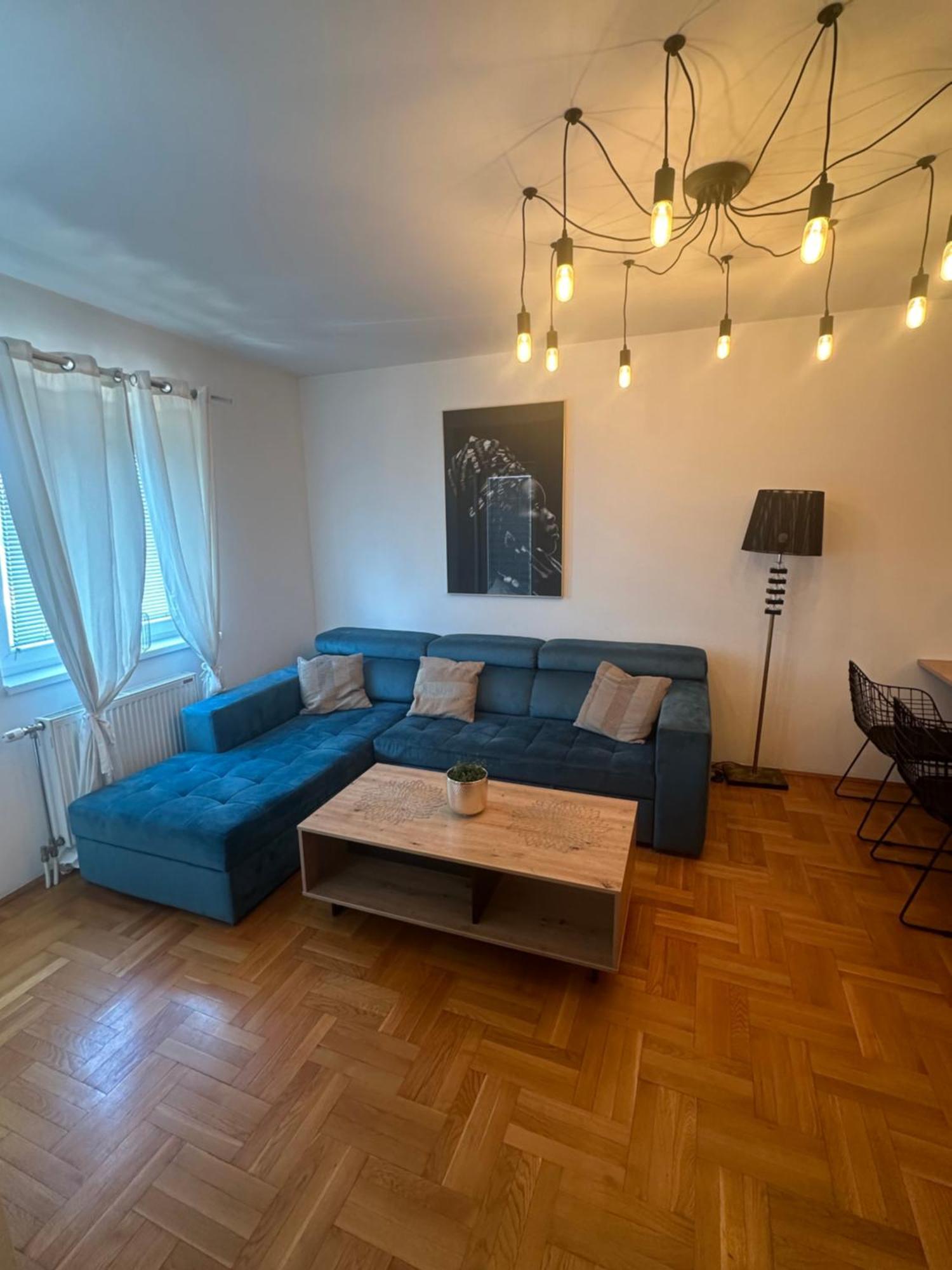 شقة Lux Stan Na Dan Požarevac المظهر الخارجي الصورة